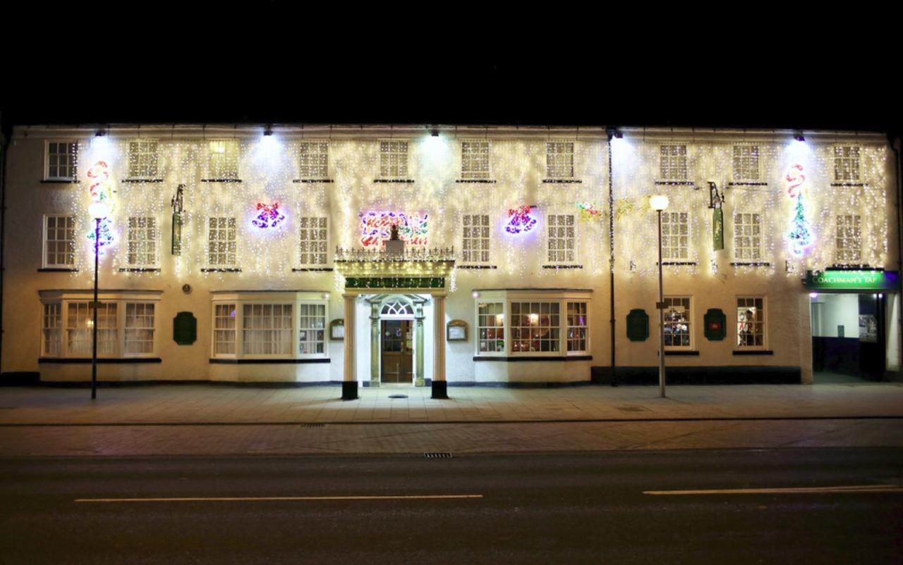 The Golden Lion Hotel ノーサラートン エクステリア 写真